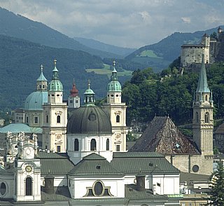 spend the night cheaply in Salzburg